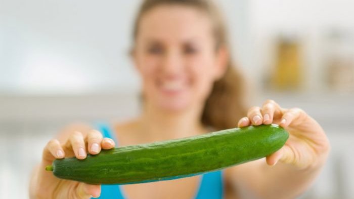 wkwkwkw colmek pakai timun